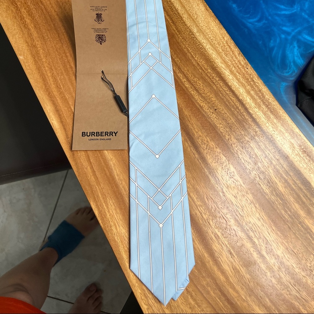 Burberry Men's Pale Blue Micro-Pattern Neck Tie